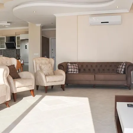 Sleeps 8 Pool Air Con Wifi Willa *