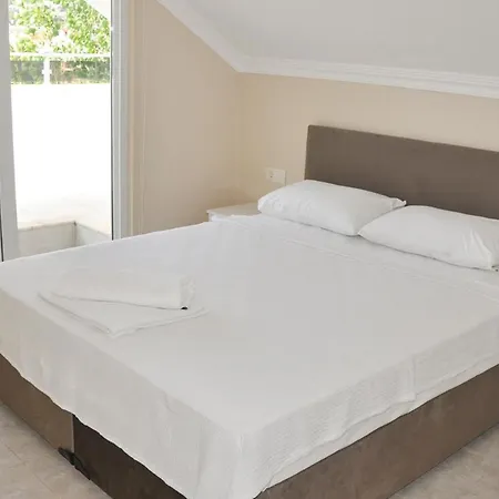 Sleeps 8 Pool Air Con Wifi Villa Ölüdeniz