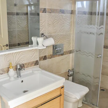 فيلة Sleeps 8 Pool Air Con Wifi أولدينيس